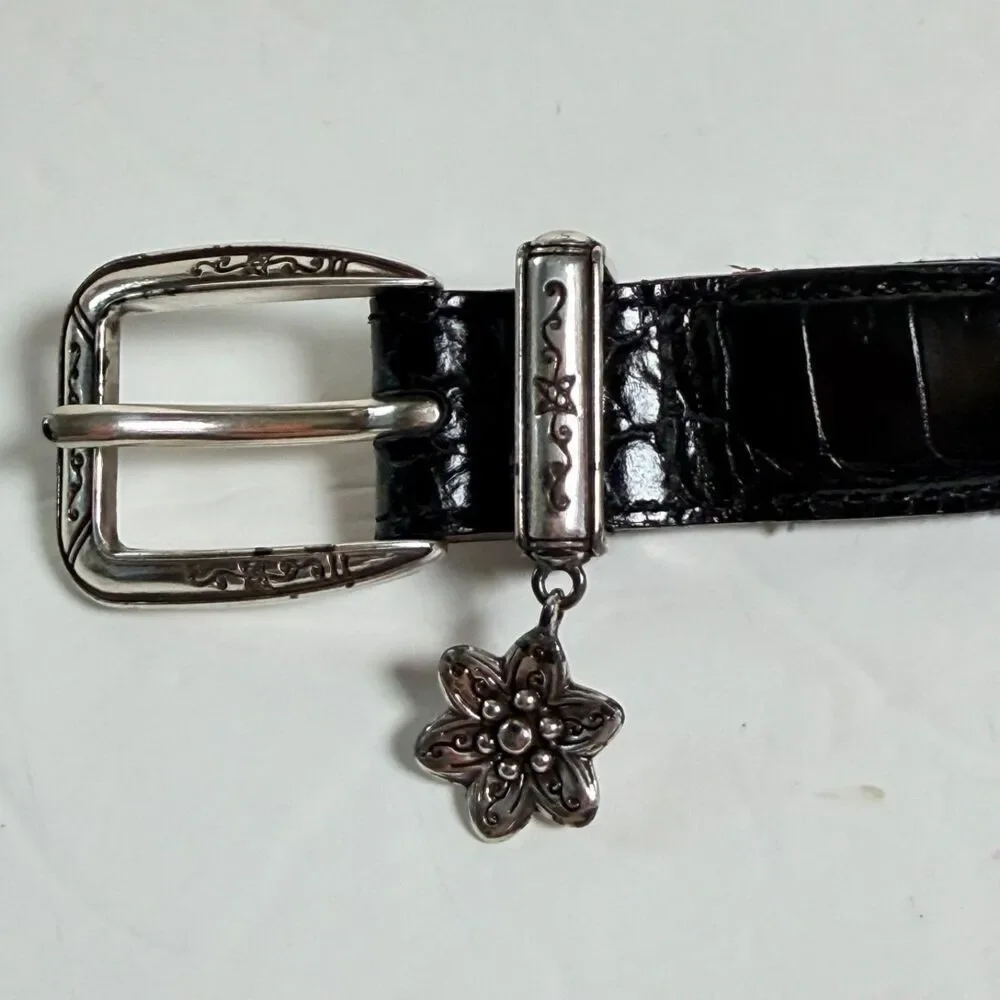 Brighton Denim Belt M/L 32 Blue Black Croc Embossed Leather Silver Flower Charm